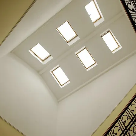 Mini-hotel Under The Roof Готель