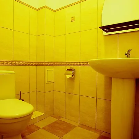 Ξενοδοχείο Mini-hotel Under The Roof