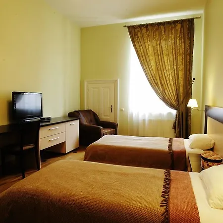 Mini-hotel Under The Roof
