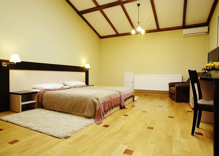 Mini-hotel Under The Roof * إلفيف