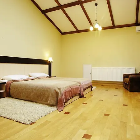 Mini-hotel Under The Roof * Lviv