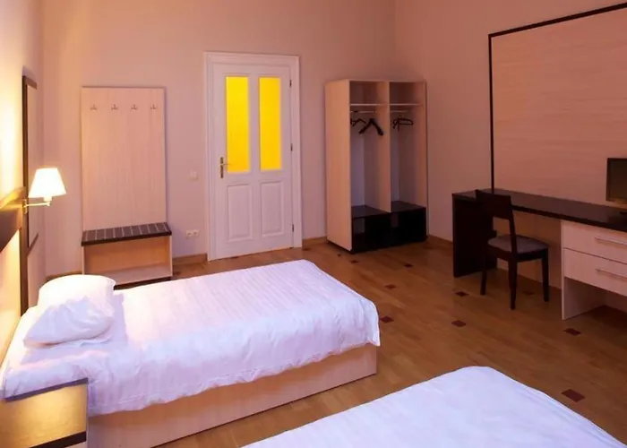 Mini-hotel Under The Roof * Lviv